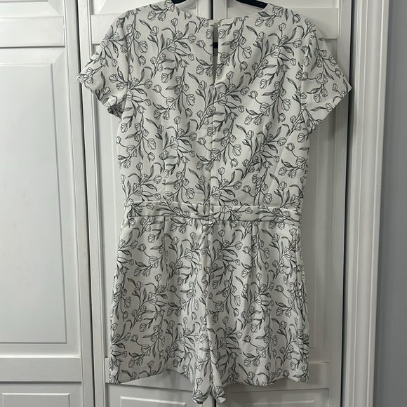 Banana Republic Dressy Romper - Picture 5 of 7